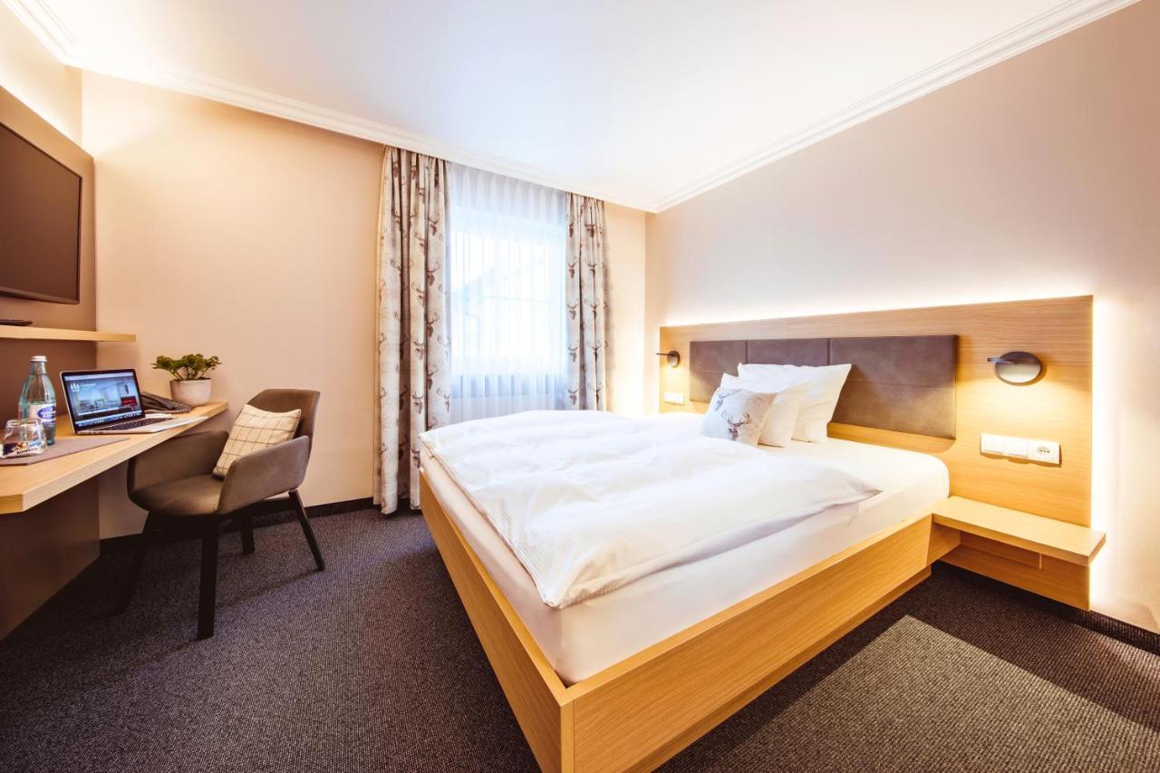 Landgasthof Hotel Gentner Nuremberg Exterior photo